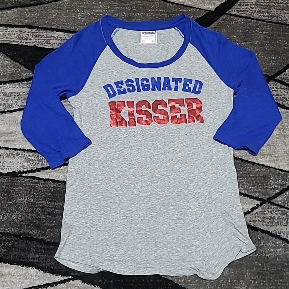 VINTAGE VS PINK CUBS MAJOR LEAGUE BASEBALL TEE-SHIRT ⚾️